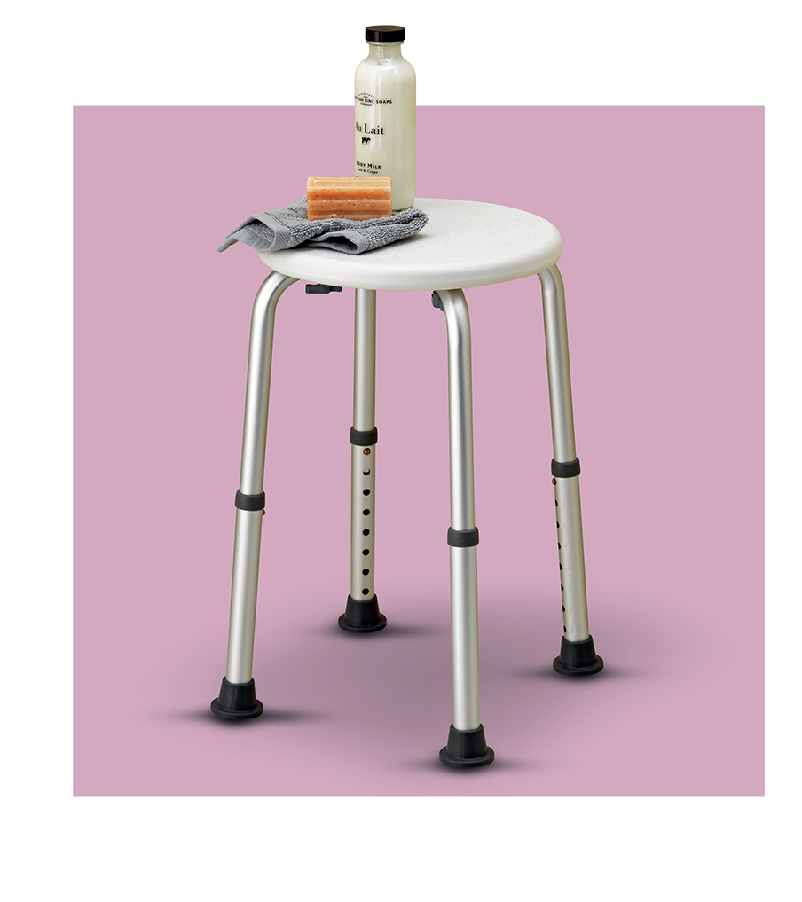 A height adjustable free standing stool